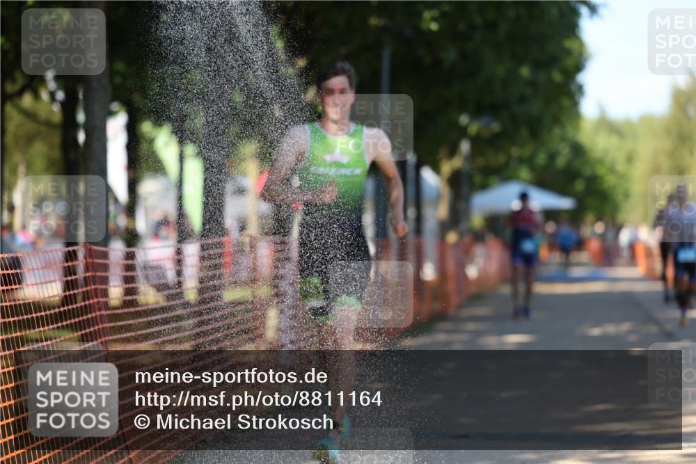 07.09.2025 - 19. Norderstedt Triathlon Michael Strokosch http://msf.ph/oto/8811164 07.09.2025 15:20:16 Laufen 908, 1456 meine-sportfotos.de