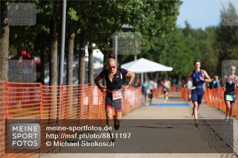 07.09.2025 - 19. Norderstedt Triathlon Michael Strokosch http://msf.ph/oto/8811197 07.09.2025 10:41:43 Laufen 657, 673, 1132, 1148 meine-sportfotos.de