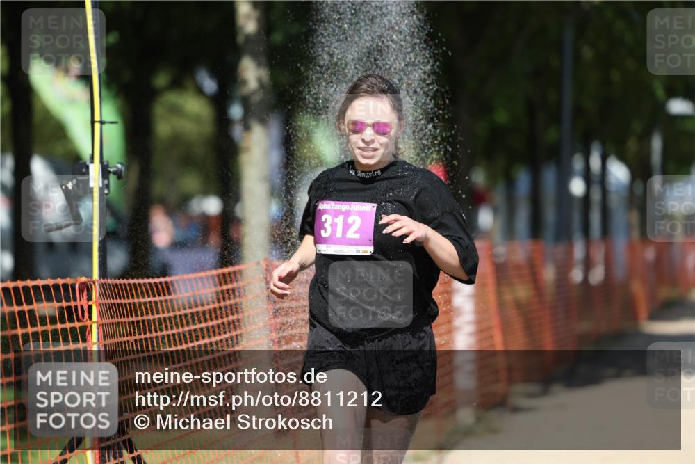 07.09.2025 - 19. Norderstedt Triathlon Michael Strokosch http://msf.ph/oto/8811212 07.09.2025 13:27:30 Laufen 312, 346 meine-sportfotos.de