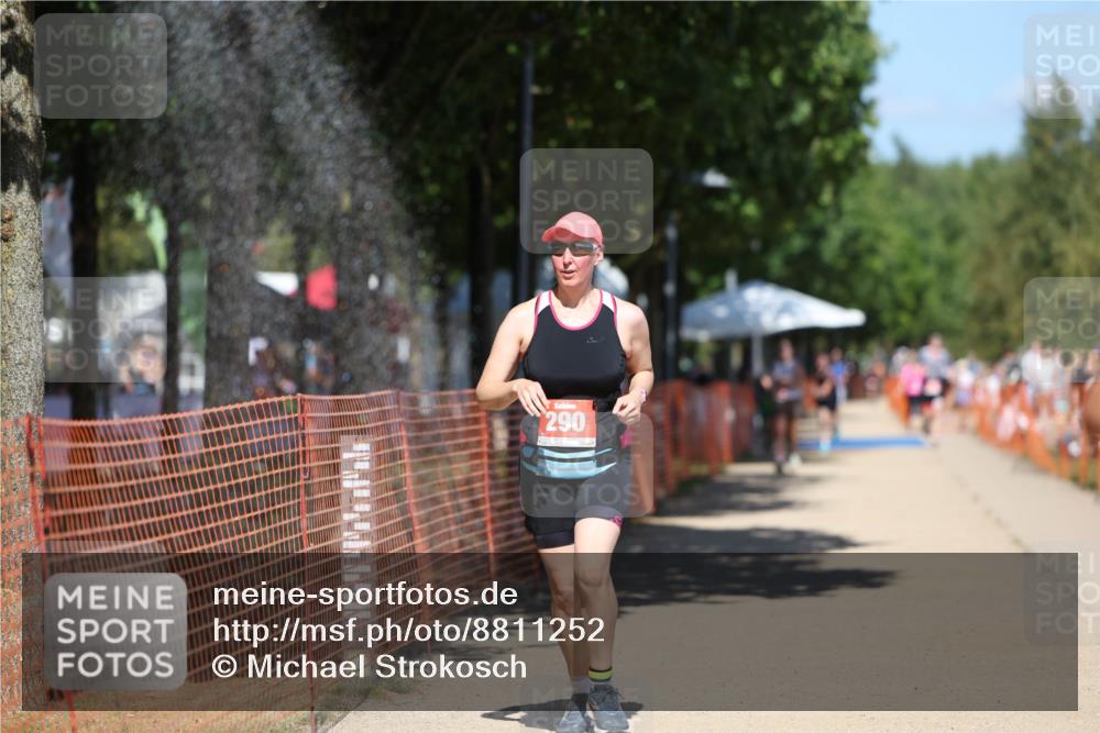 07.09.2025 - 19. Norderstedt Triathlon Michael Strokosch http://msf.ph/oto/8811252 07.09.2025 13:27:45 Laufen 290, 304, 853 meine-sportfotos.de