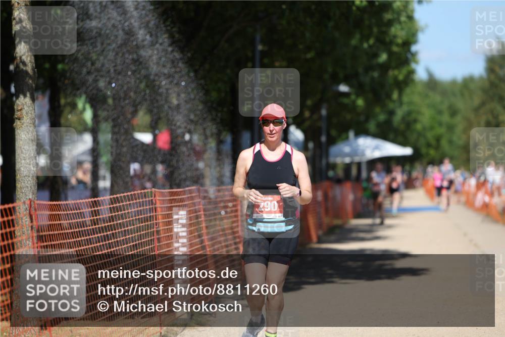 07.09.2025 - 19. Norderstedt Triathlon Michael Strokosch http://msf.ph/oto/8811260 07.09.2025 13:27:46 Laufen 290, 304, 853 meine-sportfotos.de