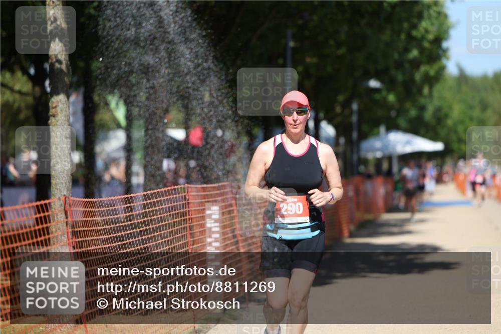 07.09.2025 - 19. Norderstedt Triathlon Michael Strokosch http://msf.ph/oto/8811269 07.09.2025 13:27:46 Laufen 290, 304, 853 meine-sportfotos.de