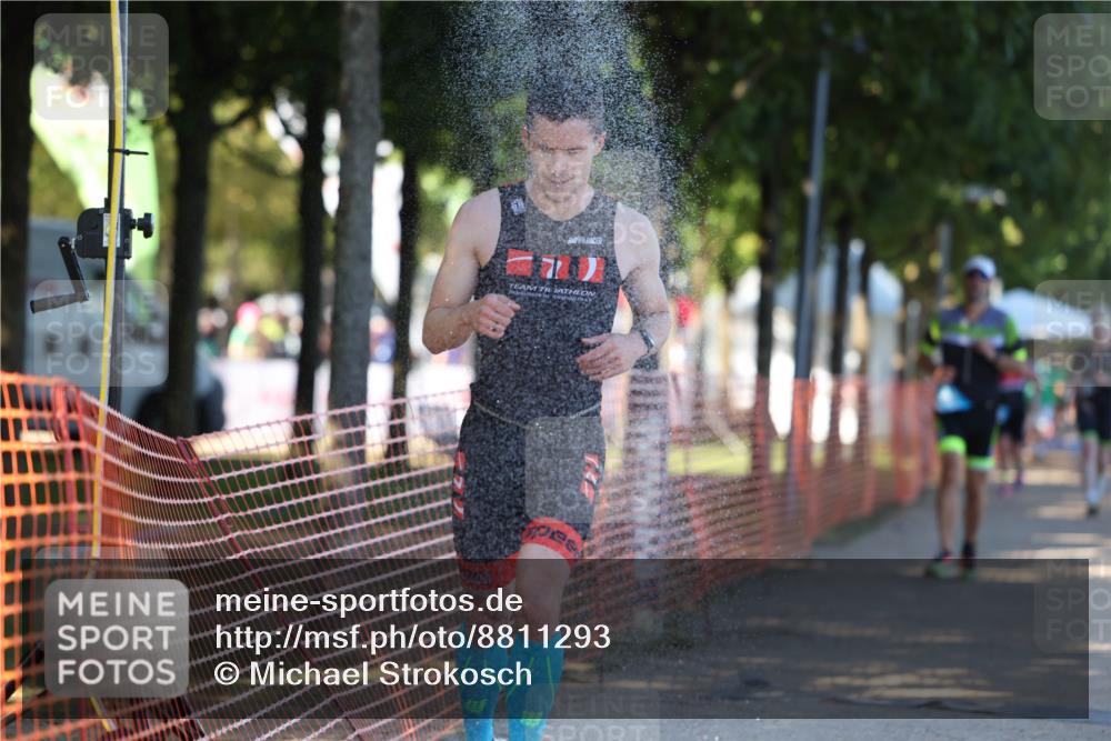07.09.2025 - 19. Norderstedt Triathlon Michael Strokosch http://msf.ph/oto/8811293 07.09.2025 16:17:53 Laufen 397, 502, 515, 524, 535, 1076, 1450, 1625 meine-sportfotos.de