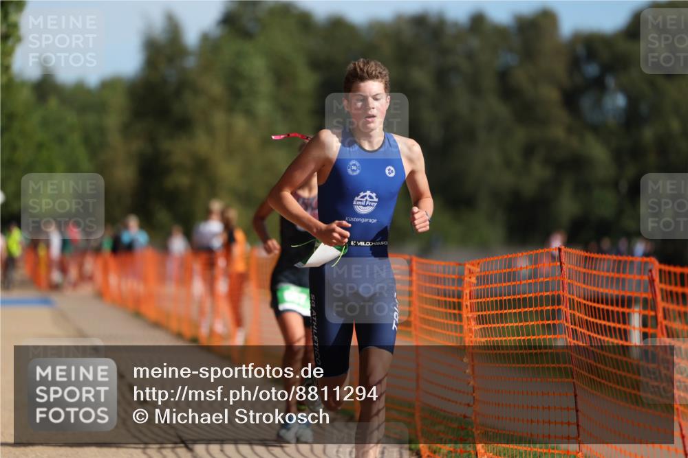07.09.2025 - 19. Norderstedt Triathlon Michael Strokosch http://msf.ph/oto/8811294 07.09.2025 10:41:47 Laufen 657, 673, 1148 meine-sportfotos.de