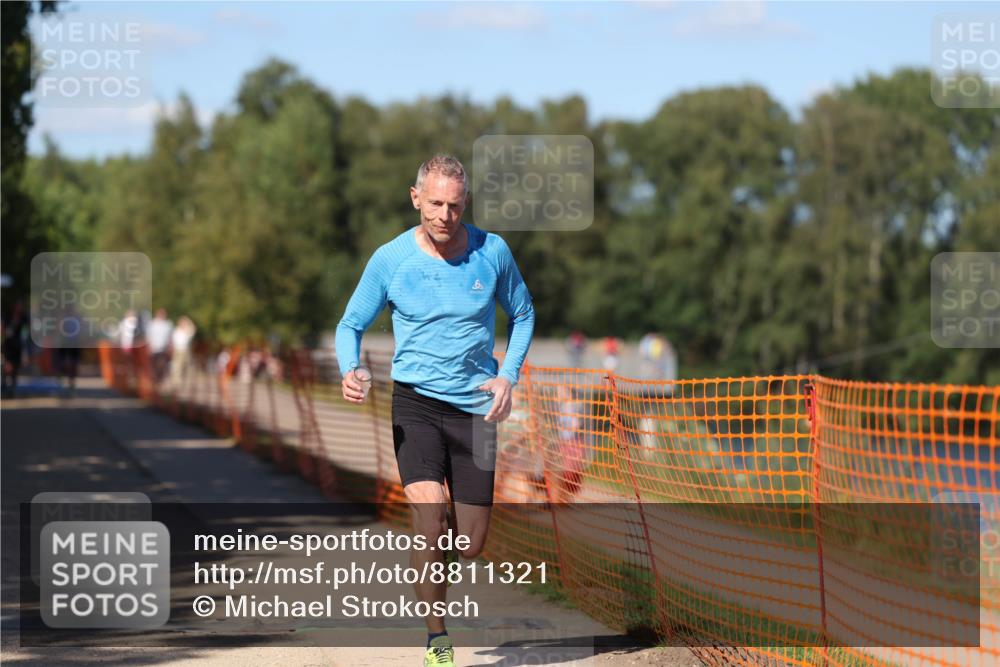 07.09.2025 - 19. Norderstedt Triathlon Michael Strokosch http://msf.ph/oto/8811321 07.09.2025 15:20:37 Laufen 373 meine-sportfotos.de