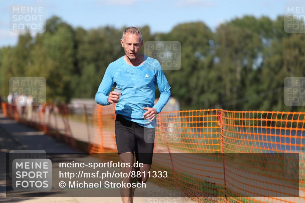 07.09.2025 - 19. Norderstedt Triathlon Michael Strokosch http://msf.ph/oto/8811333 07.09.2025 15:20:37 Laufen 373 meine-sportfotos.de