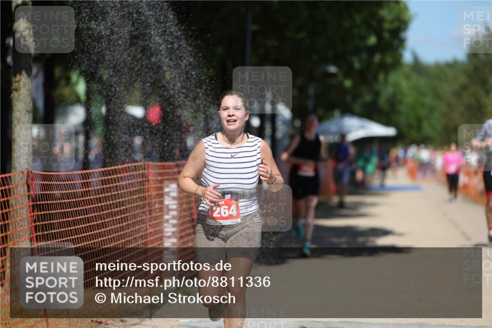 07.09.2025 - 19. Norderstedt Triathlon Michael Strokosch http://msf.ph/oto/8811336 07.09.2025 13:27:58 Laufen 262, 1264, 1271 meine-sportfotos.de