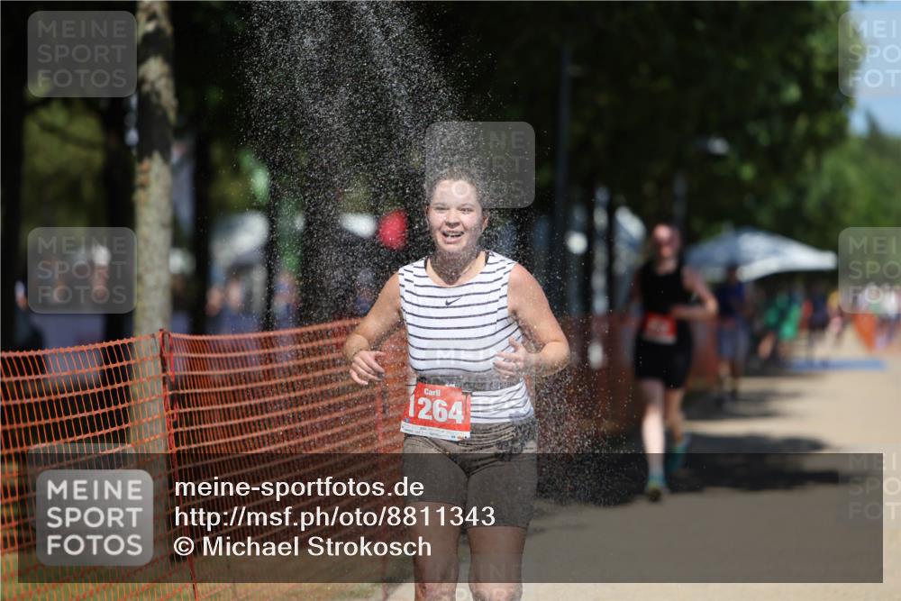 07.09.2025 - 19. Norderstedt Triathlon Michael Strokosch http://msf.ph/oto/8811343 07.09.2025 13:27:59 Laufen 262, 1264, 1271 meine-sportfotos.de
