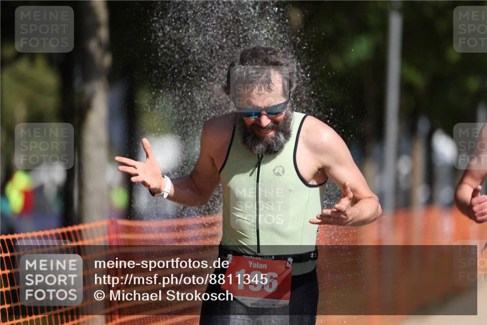 07.09.2025 - 19. Norderstedt Triathlon Michael Strokosch http://msf.ph/oto/8811345 07.09.2025 11:40:13 Laufen 196, 1171, 1323 meine-sportfotos.de