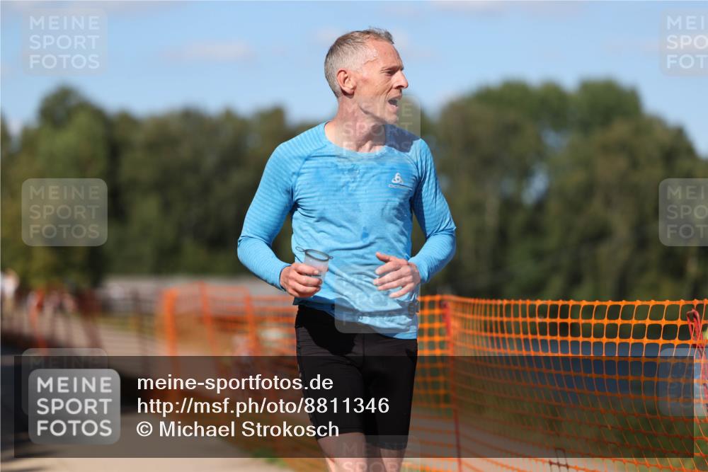 07.09.2025 - 19. Norderstedt Triathlon Michael Strokosch http://msf.ph/oto/8811346 07.09.2025 15:20:38 Laufen 373 meine-sportfotos.de
