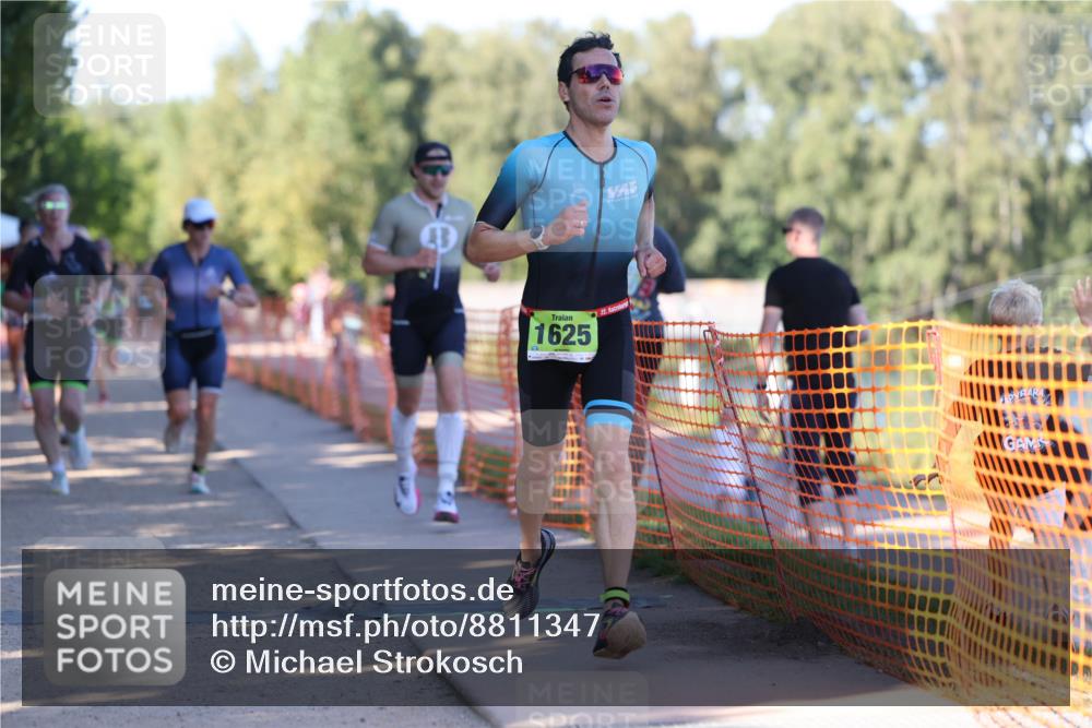 07.09.2025 - 19. Norderstedt Triathlon Michael Strokosch http://msf.ph/oto/8811347 07.09.2025 16:17:58 Laufen 397, 515, 884, 1044, 1076, 1450, 1595, 1625 meine-sportfotos.de