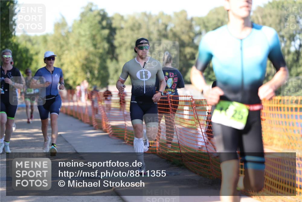 07.09.2025 - 19. Norderstedt Triathlon Michael Strokosch http://msf.ph/oto/8811355 07.09.2025 16:17:59 Laufen 397, 515, 884, 1044, 1076, 1450, 1595, 1625 meine-sportfotos.de