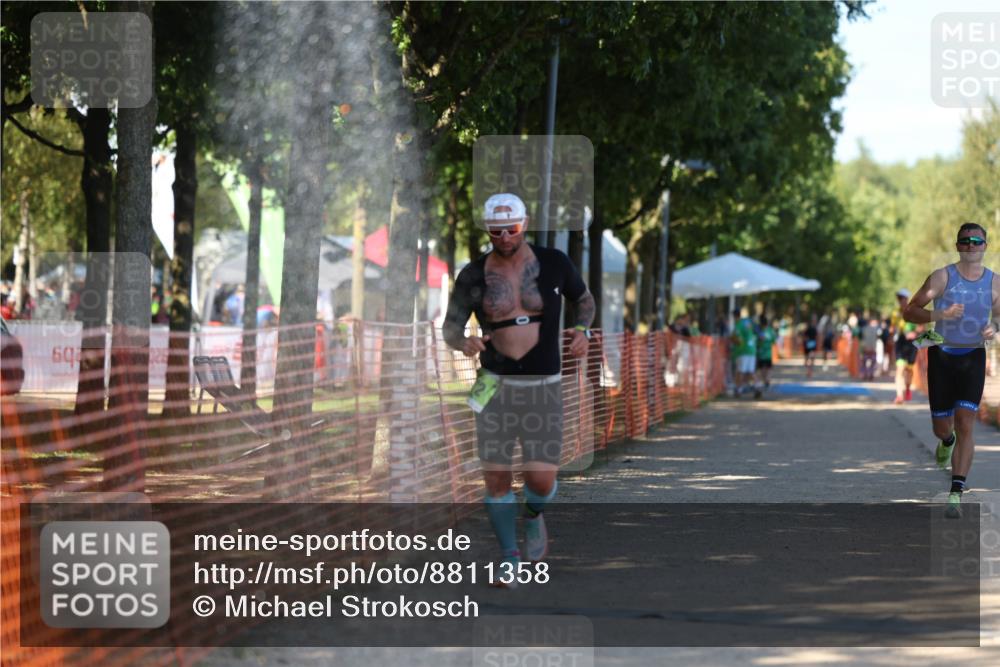 07.09.2025 - 19. Norderstedt Triathlon Michael Strokosch http://msf.ph/oto/8811358 07.09.2025 15:20:49 Laufen 972, 989, 1010 meine-sportfotos.de