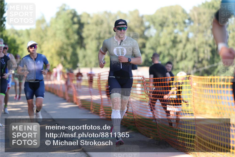 07.09.2025 - 19. Norderstedt Triathlon Michael Strokosch http://msf.ph/oto/8811365 07.09.2025 16:18:00 Laufen 397, 438, 515, 884, 1044, 1076, 1450, 1595, 1625 meine-sportfotos.de