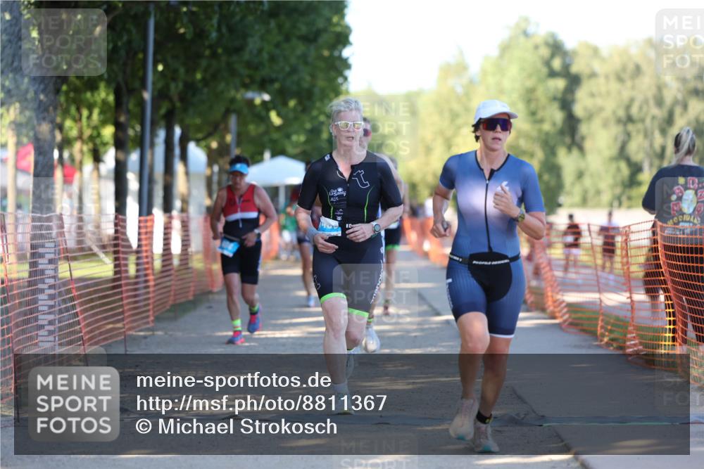 07.09.2025 - 19. Norderstedt Triathlon Michael Strokosch http://msf.ph/oto/8811367 07.09.2025 16:18:01 Laufen 397, 438, 515, 884, 1044, 1076, 1450, 1595, 1625 meine-sportfotos.de