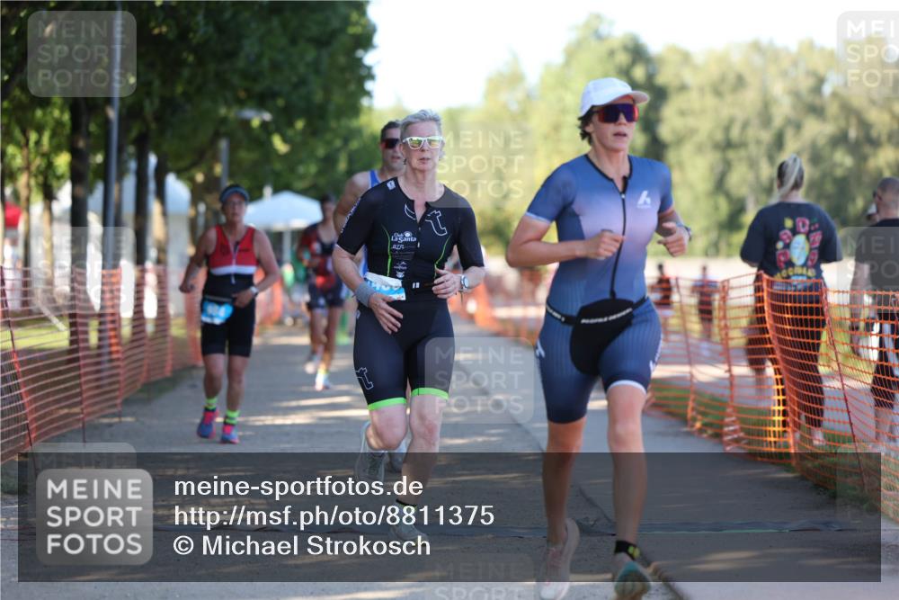 07.09.2025 - 19. Norderstedt Triathlon Michael Strokosch http://msf.ph/oto/8811375 07.09.2025 16:18:01 Laufen 397, 438, 515, 884, 1044, 1076, 1450, 1595, 1625 meine-sportfotos.de