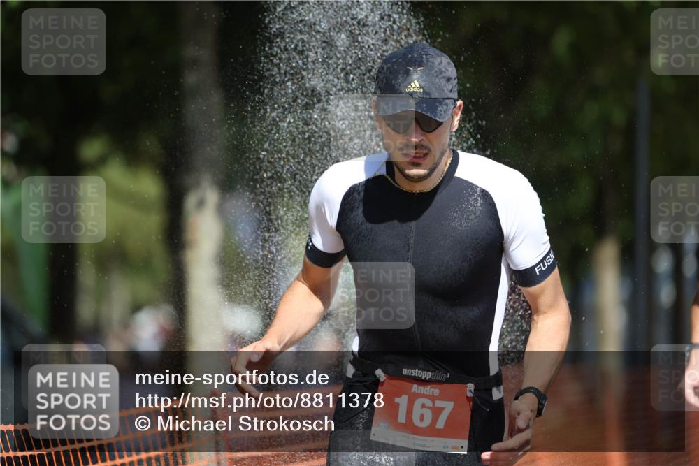 07.09.2025 - 19. Norderstedt Triathlon Michael Strokosch http://msf.ph/oto/8811378 07.09.2025 12:49:51 Laufen 137, 167, 260, 721, 1237 meine-sportfotos.de