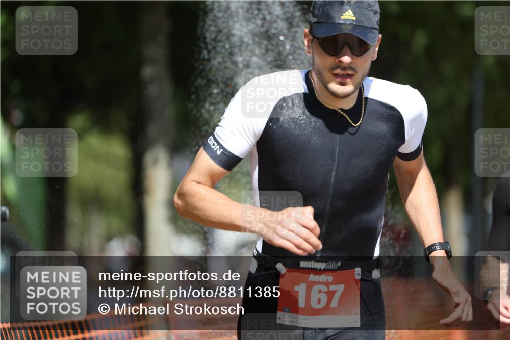 07.09.2025 - 19. Norderstedt Triathlon Michael Strokosch http://msf.ph/oto/8811385 07.09.2025 12:49:52 Laufen 137, 167, 260, 721, 1237 meine-sportfotos.de