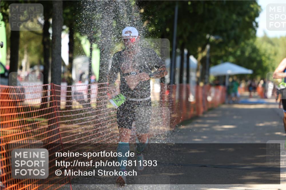 07.09.2025 - 19. Norderstedt Triathlon Michael Strokosch http://msf.ph/oto/8811393 07.09.2025 15:20:50 Laufen 972, 989, 1010 meine-sportfotos.de