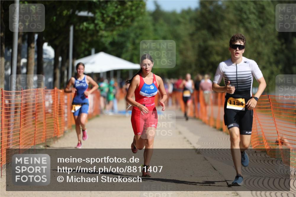 07.09.2025 - 19. Norderstedt Triathlon Michael Strokosch http://msf.ph/oto/8811407 07.09.2025 11:40:25 Laufen 1185, 1189, 1194 meine-sportfotos.de