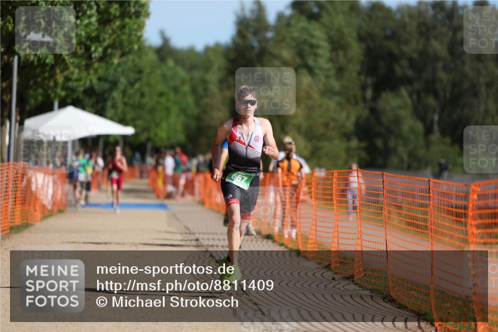 07.09.2025 - 19. Norderstedt Triathlon Michael Strokosch http://msf.ph/oto/8811409 07.09.2025 10:42:00 Laufen 667 meine-sportfotos.de