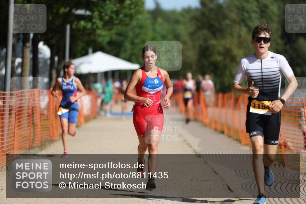 07.09.2025 - 19. Norderstedt Triathlon Michael Strokosch http://msf.ph/oto/8811435 07.09.2025 11:40:25 Laufen 1185, 1189, 1194 meine-sportfotos.de