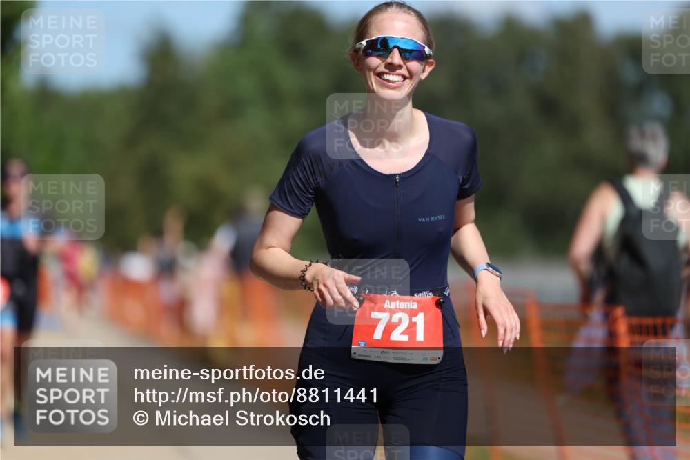 07.09.2025 - 19. Norderstedt Triathlon Michael Strokosch http://msf.ph/oto/8811441 07.09.2025 12:49:57 Laufen 137, 721, 824 meine-sportfotos.de