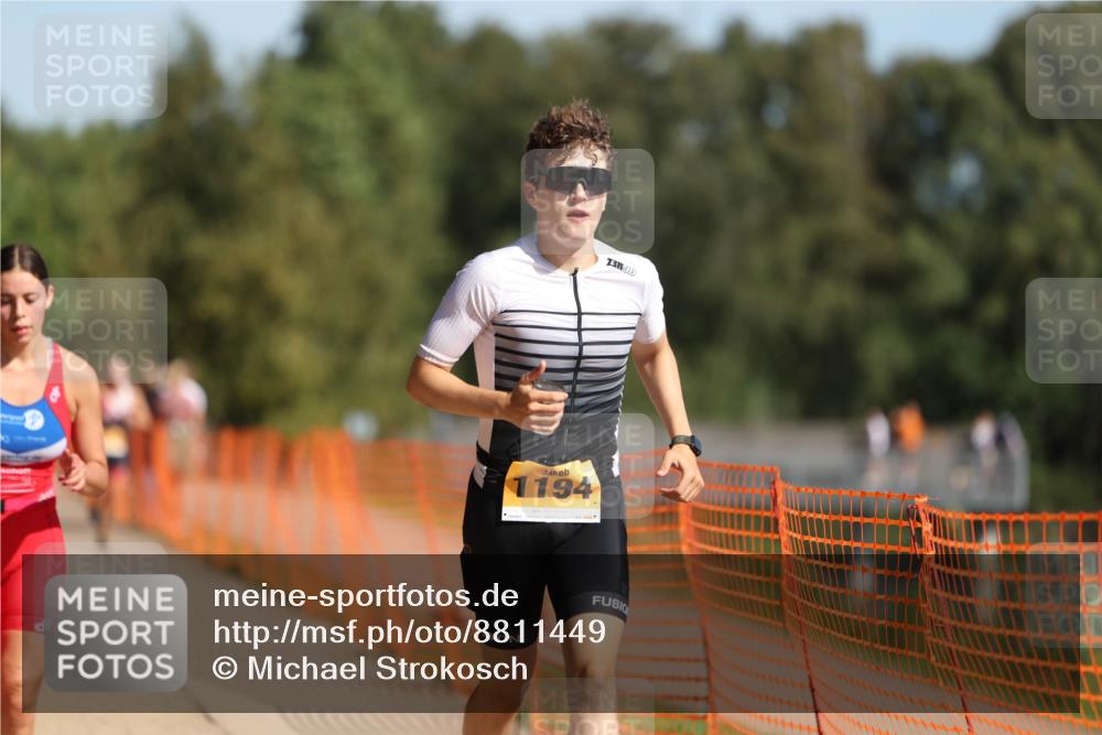07.09.2025 - 19. Norderstedt Triathlon Michael Strokosch http://msf.ph/oto/8811449 07.09.2025 11:40:26 Laufen 1185, 1189, 1194 meine-sportfotos.de