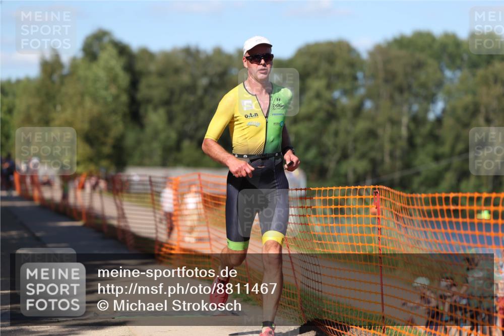 07.09.2025 - 19. Norderstedt Triathlon Michael Strokosch http://msf.ph/oto/8811467 07.09.2025 15:21:04 Laufen 1031 meine-sportfotos.de