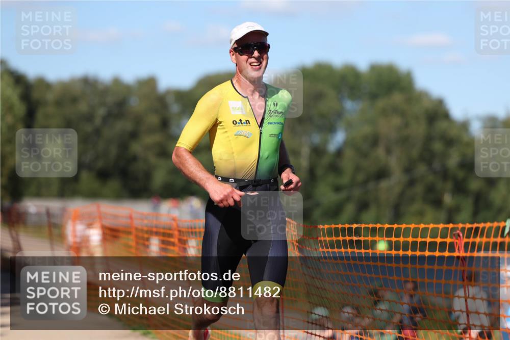 07.09.2025 - 19. Norderstedt Triathlon Michael Strokosch http://msf.ph/oto/8811482 07.09.2025 15:21:05 Laufen 1031 meine-sportfotos.de