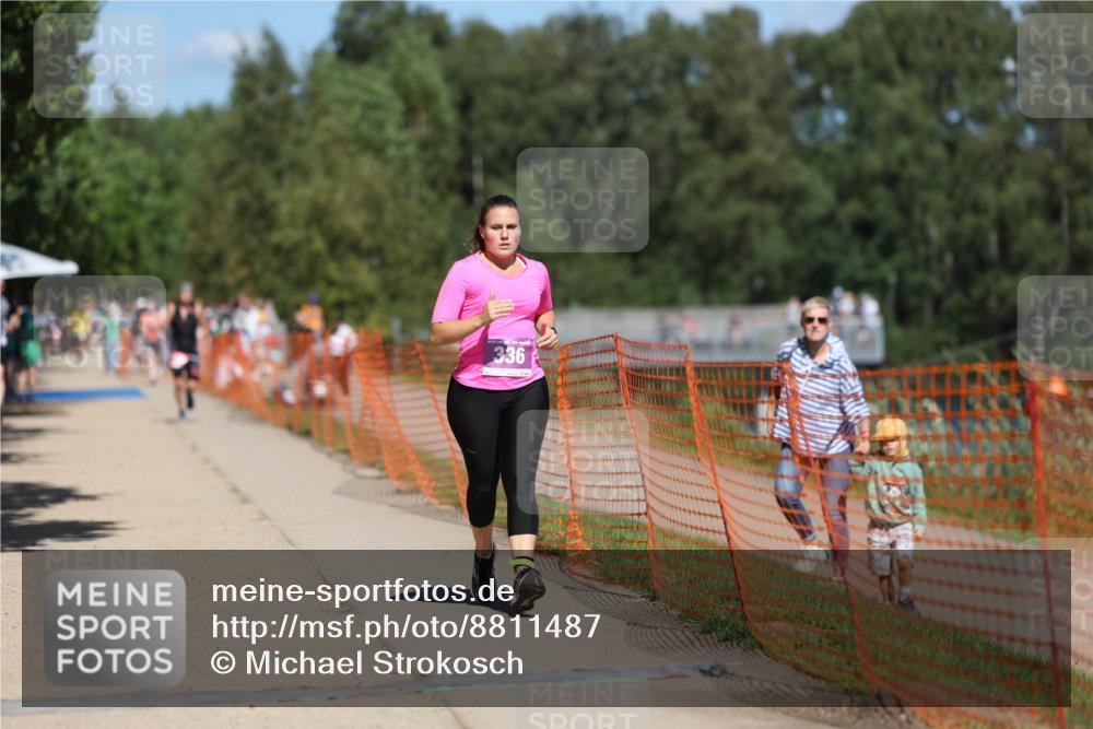07.09.2025 - 19. Norderstedt Triathlon Michael Strokosch http://msf.ph/oto/8811487 07.09.2025 13:28:11 Laufen 336, 1295 meine-sportfotos.de
