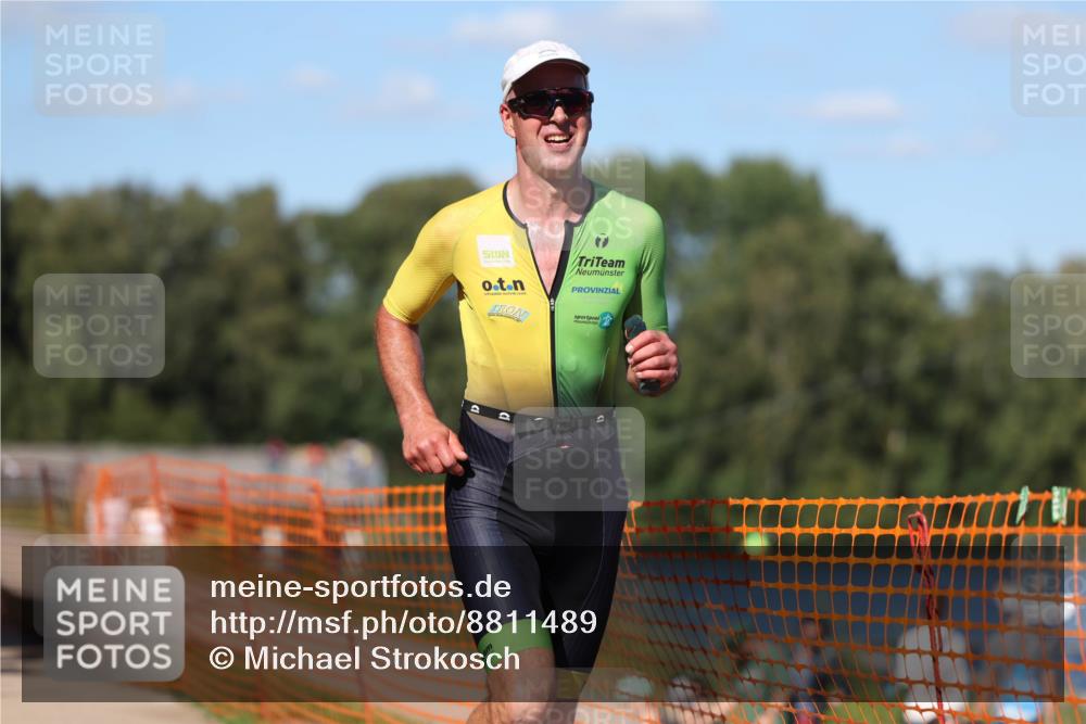07.09.2025 - 19. Norderstedt Triathlon Michael Strokosch http://msf.ph/oto/8811489 07.09.2025 15:21:05 Laufen 1031 meine-sportfotos.de