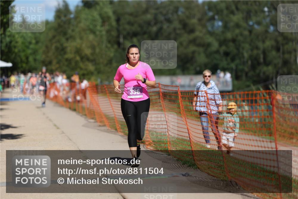 07.09.2025 - 19. Norderstedt Triathlon Michael Strokosch http://msf.ph/oto/8811504 07.09.2025 13:28:11 Laufen 336, 1295 meine-sportfotos.de