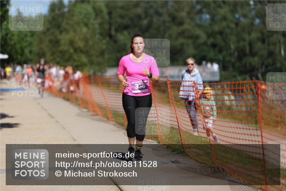 07.09.2025 - 19. Norderstedt Triathlon Michael Strokosch http://msf.ph/oto/8811528 07.09.2025 13:28:12 Laufen 336, 1295 meine-sportfotos.de