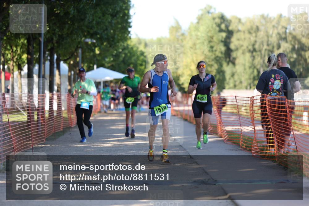 07.09.2025 - 19. Norderstedt Triathlon Michael Strokosch http://msf.ph/oto/8811531 07.09.2025 16:18:31 Laufen 467, 905, 1067, 1090, 1510 meine-sportfotos.de