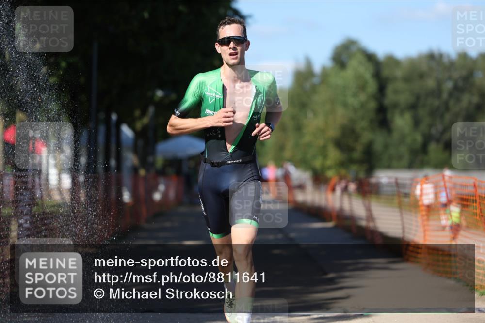 07.09.2025 - 19. Norderstedt Triathlon Michael Strokosch http://msf.ph/oto/8811641 07.09.2025 15:21:29 Laufen  meine-sportfotos.de