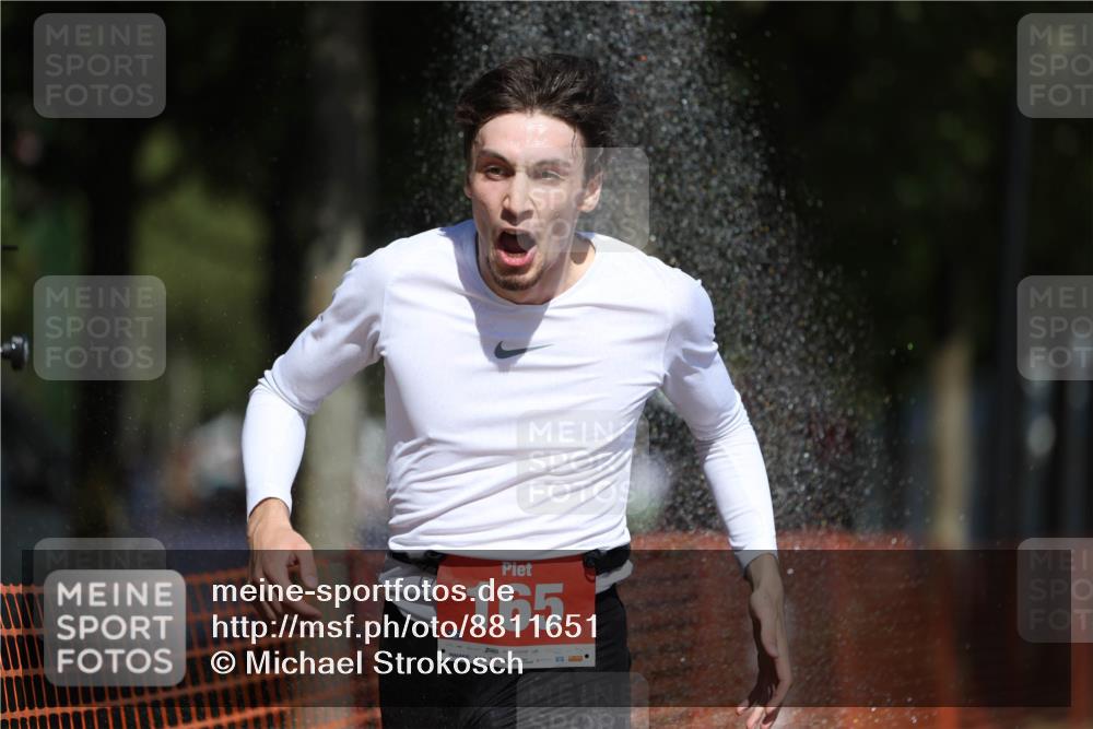 07.09.2025 - 19. Norderstedt Triathlon Michael Strokosch http://msf.ph/oto/8811651 07.09.2025 12:50:10 Laufen 165, 290, 762, 783, 1242, 1286, 1339, 1381 meine-sportfotos.de