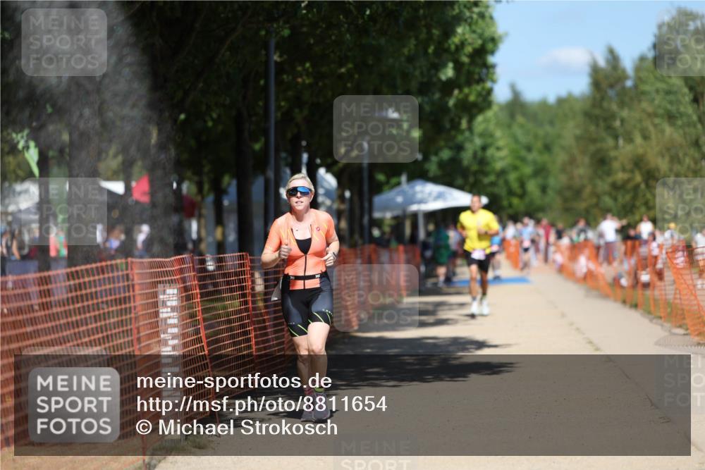 07.09.2025 - 19. Norderstedt Triathlon Michael Strokosch http://msf.ph/oto/8811654 07.09.2025 13:28:31 Laufen 1337 meine-sportfotos.de