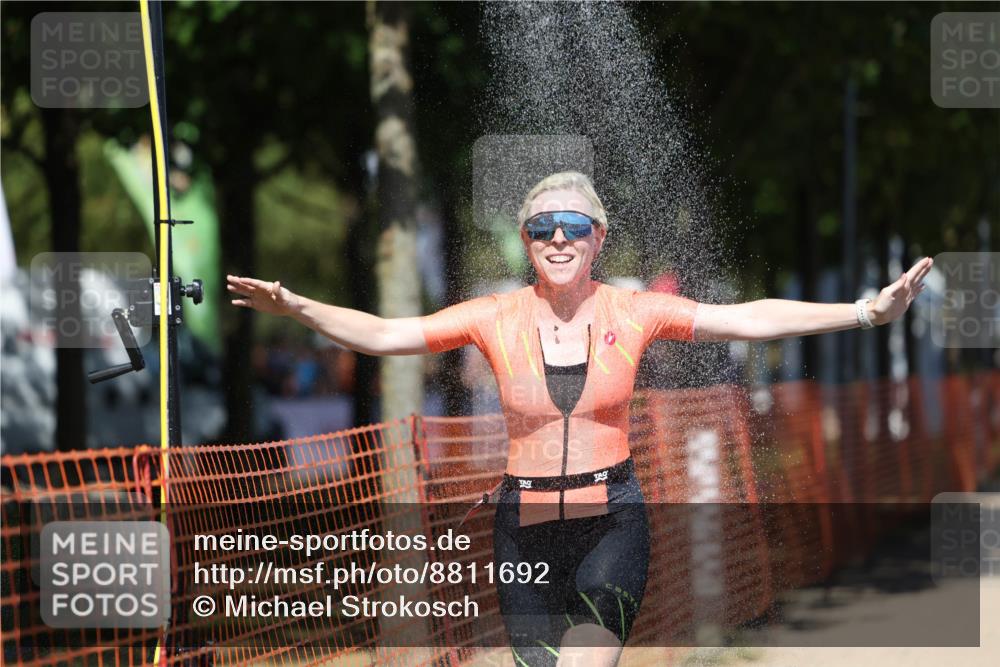 07.09.2025 - 19. Norderstedt Triathlon Michael Strokosch http://msf.ph/oto/8811692 07.09.2025 13:28:34 Laufen 330, 1337 meine-sportfotos.de