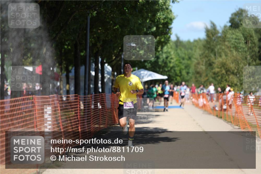 07.09.2025 - 19. Norderstedt Triathlon Michael Strokosch http://msf.ph/oto/8811709 07.09.2025 13:28:37 Laufen 330, 1337 meine-sportfotos.de
