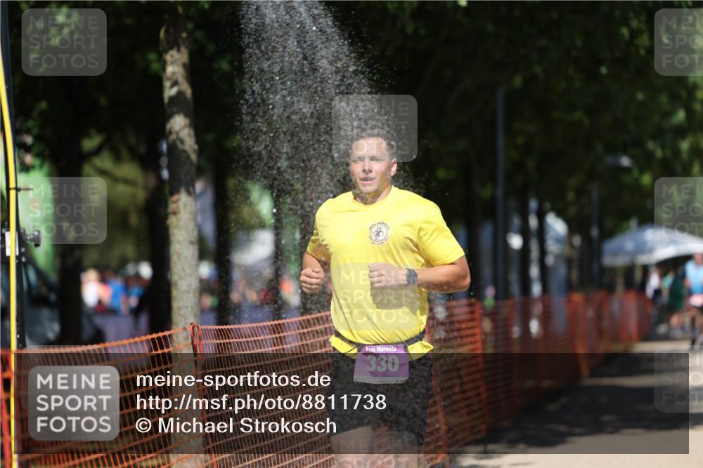 07.09.2025 - 19. Norderstedt Triathlon Michael Strokosch http://msf.ph/oto/8811738 07.09.2025 13:28:40 Laufen 330 meine-sportfotos.de