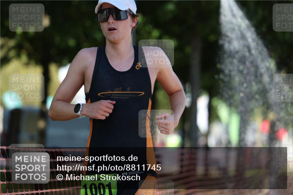 07.09.2025 - 19. Norderstedt Triathlon Michael Strokosch http://msf.ph/oto/8811745 07.09.2025 15:21:43 Laufen  meine-sportfotos.de