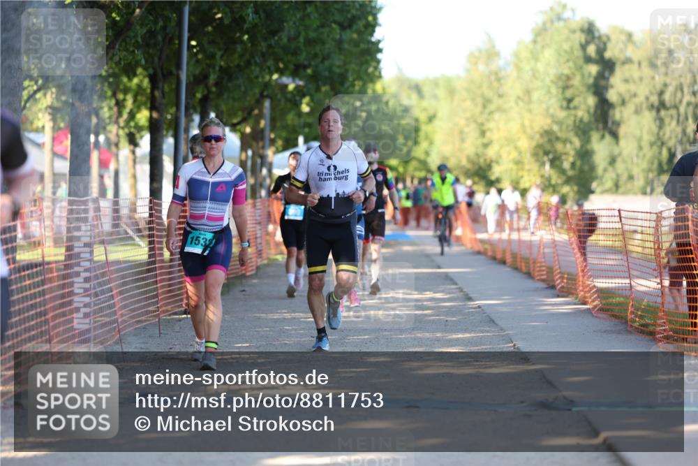 07.09.2025 - 19. Norderstedt Triathlon Michael Strokosch http://msf.ph/oto/8811753 07.09.2025 16:19:03 Laufen 399, 446, 496, 519, 1532, 1584, 1586 meine-sportfotos.de