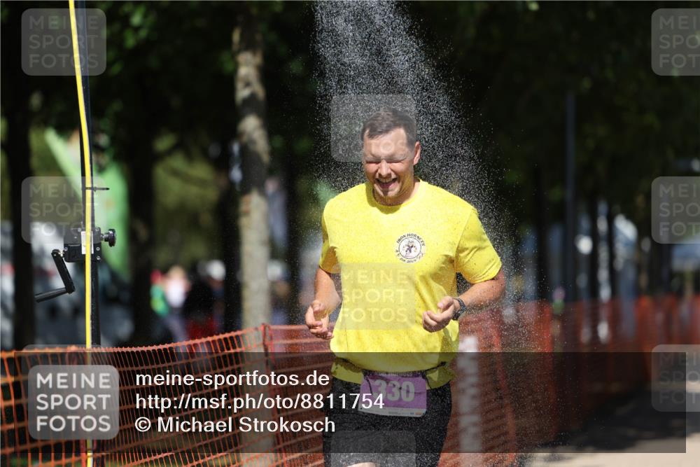 07.09.2025 - 19. Norderstedt Triathlon Michael Strokosch http://msf.ph/oto/8811754 07.09.2025 13:28:41 Laufen 330 meine-sportfotos.de