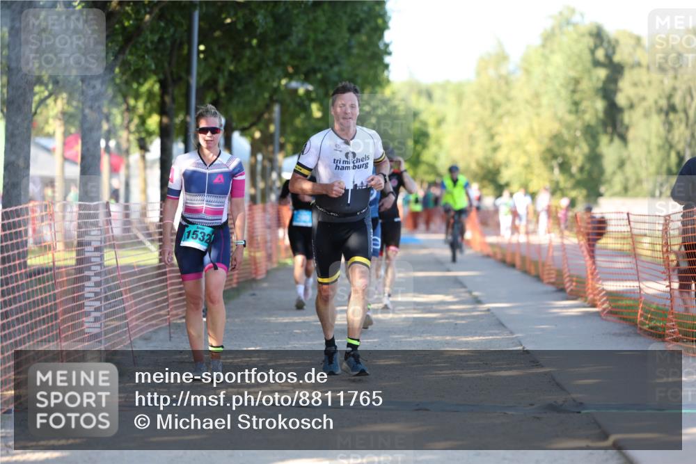 07.09.2025 - 19. Norderstedt Triathlon Michael Strokosch http://msf.ph/oto/8811765 07.09.2025 16:19:04 Laufen 399, 446, 496, 519, 1532, 1584, 1586 meine-sportfotos.de