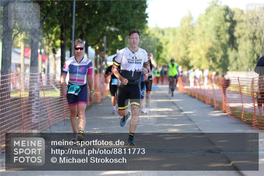 07.09.2025 - 19. Norderstedt Triathlon Michael Strokosch http://msf.ph/oto/8811773 07.09.2025 16:19:04 Laufen 399, 446, 496, 519, 1532, 1584, 1586 meine-sportfotos.de