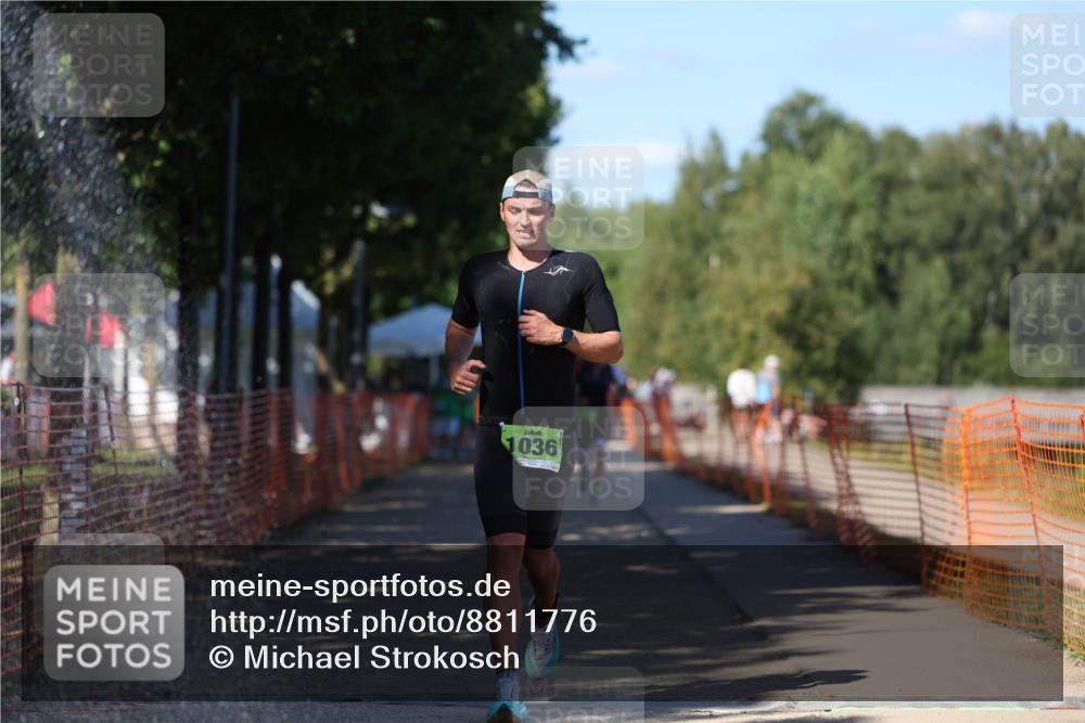07.09.2025 - 19. Norderstedt Triathlon Michael Strokosch http://msf.ph/oto/8811776 07.09.2025 15:21:52 Laufen  meine-sportfotos.de