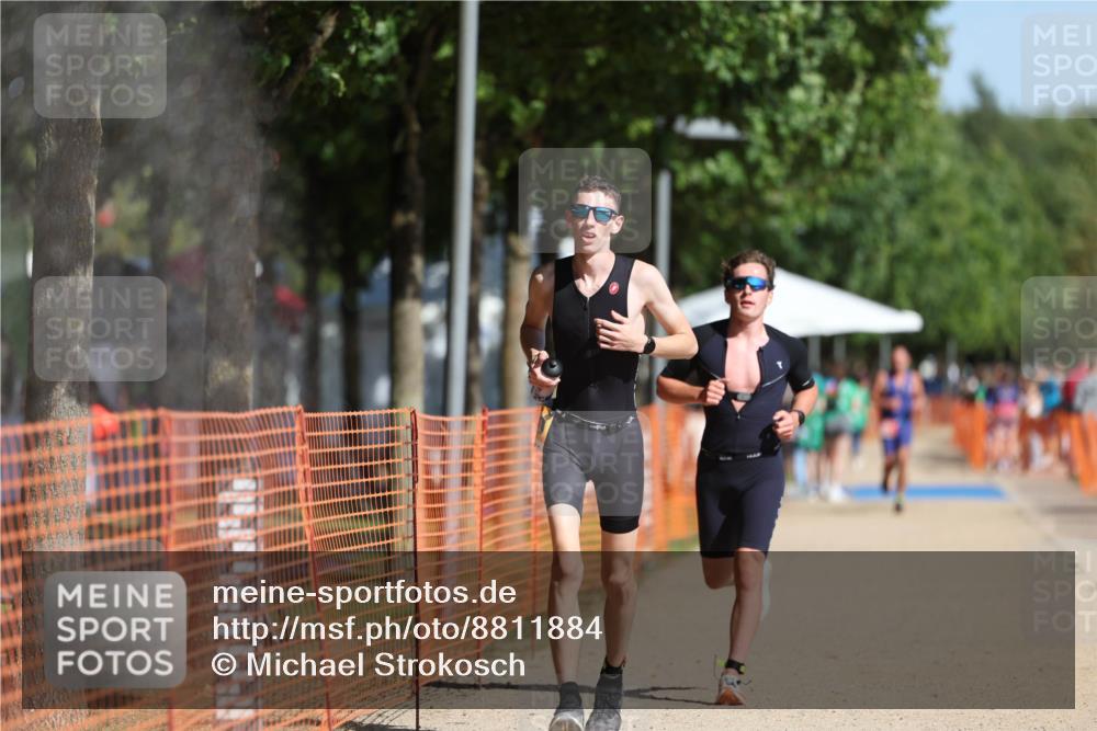 07.09.2025 - 19. Norderstedt Triathlon Michael Strokosch http://msf.ph/oto/8811884 07.09.2025 11:41:02 Laufen 1198, 1200 meine-sportfotos.de