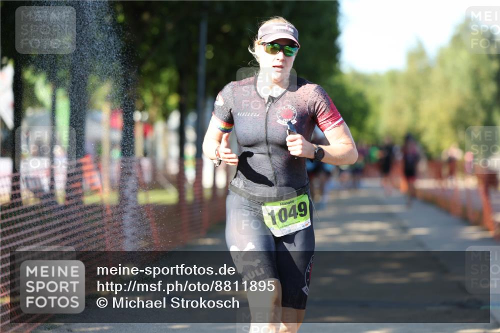 07.09.2025 - 19. Norderstedt Triathlon Michael Strokosch http://msf.ph/oto/8811895 07.09.2025 16:19:37 Laufen 415, 534, 939, 1049 meine-sportfotos.de