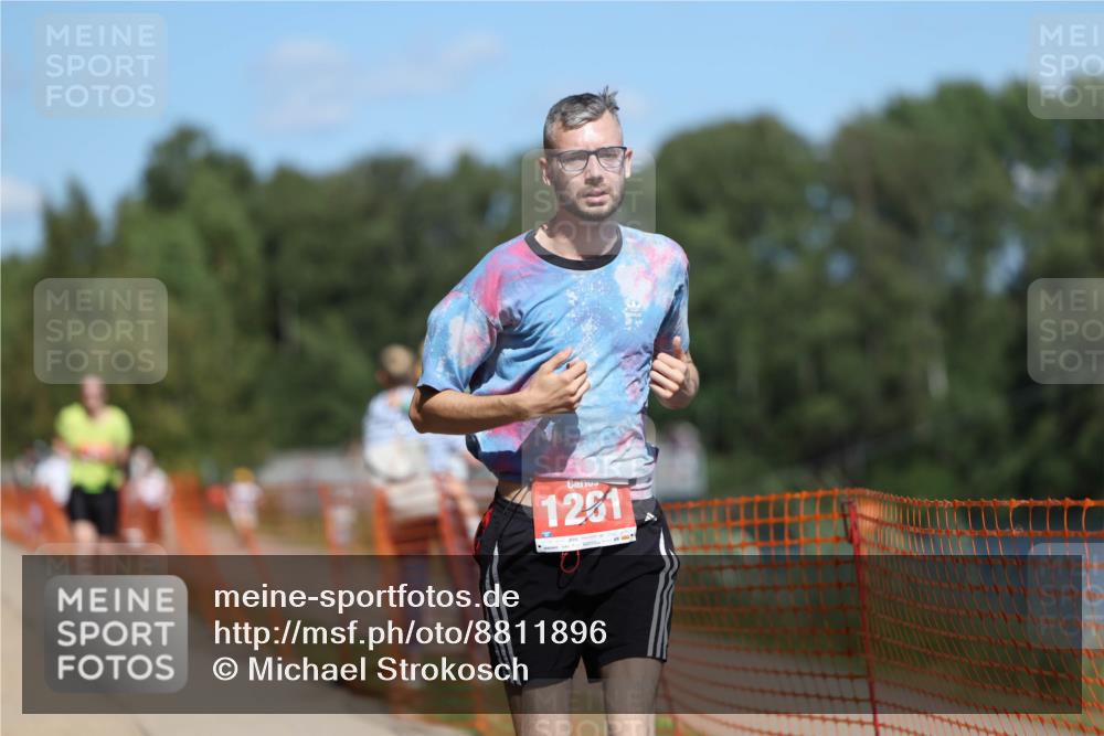 07.09.2025 - 19. Norderstedt Triathlon Michael Strokosch http://msf.ph/oto/8811896 07.09.2025 13:28:55 Laufen 179, 858, 1235, 1261 meine-sportfotos.de